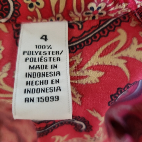 2/$29 Paisley pattern blouse. - Picture 4 of 8